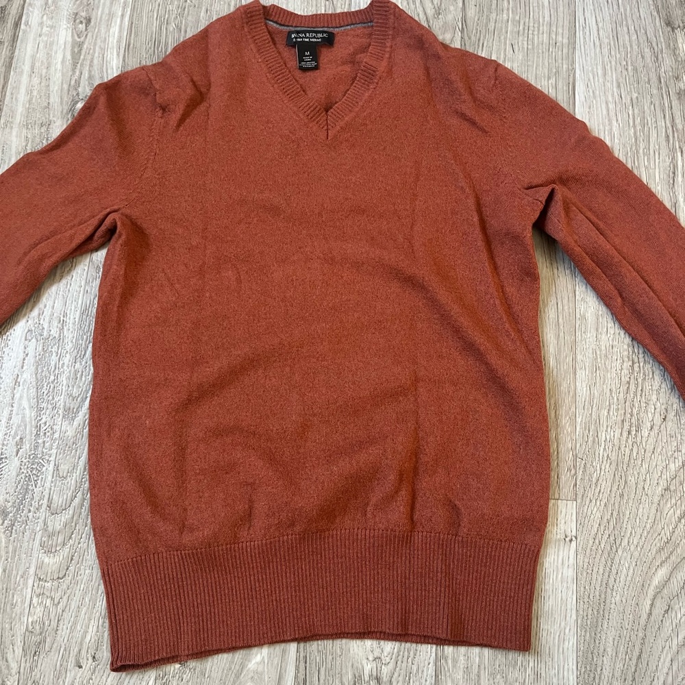 Banana Republic Men’s Sweater Lot Size M – Merino Wool & Luxe Collection 2pieces